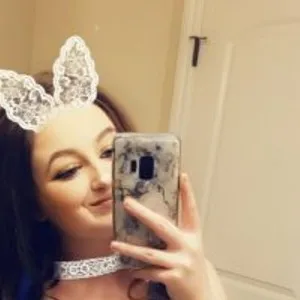 lolapryzm88 from bongacams