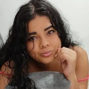 mariana-des from bongacams