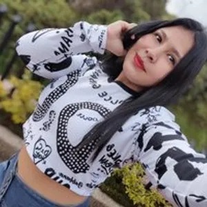 maribel303av from bongacams