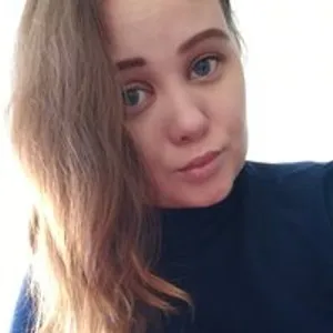 mary-maryyy from bongacams