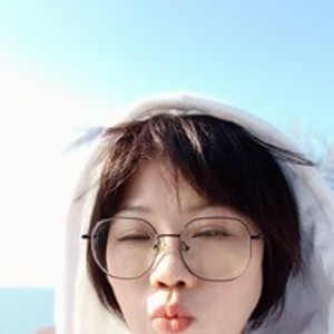 maryzhong's profile picture