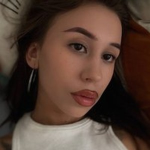 Camgirl is actually offline