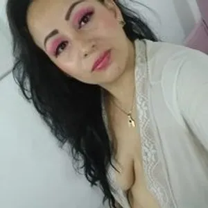 mia-squirting from bongacams