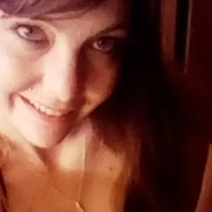 miareed22 from bongacams