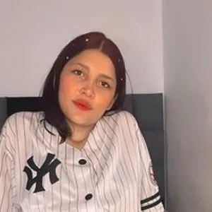 miathompson99 from bongacams