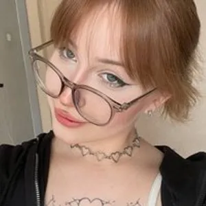 milamille from bongacams