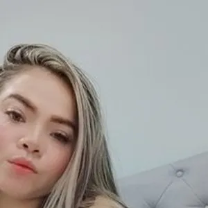 naomigamboa from bongacams