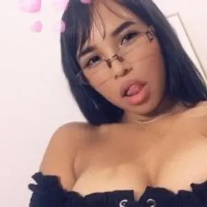 nathasaenz from bongacams