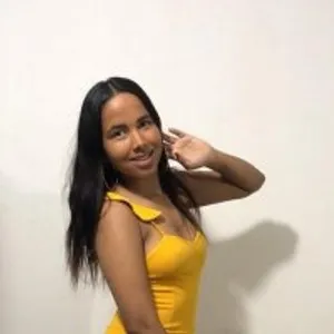 nenixcalient from bongacams