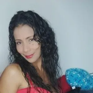 nentia-horny from bongacams