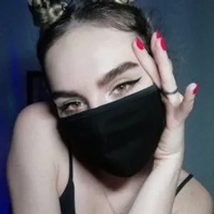 neznakomkaaa from bongacams