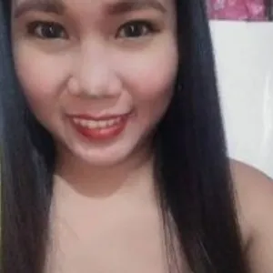 nicesmile23 from bongacams