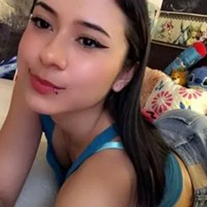 nikame0w from bongacams