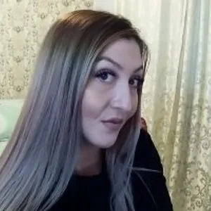 ninagarcia77 from bongacams