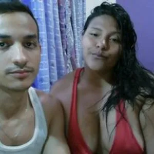 paolaandjhon from bongacams