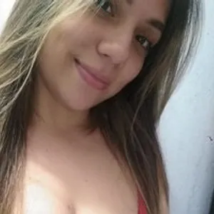 pawghicklatina from bongacams