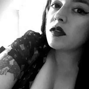 pinupgiirll from bongacams