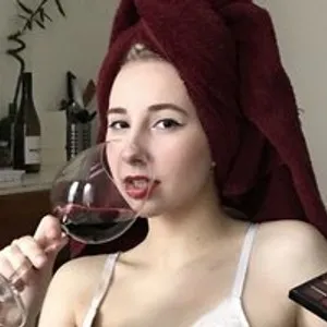 plaasticgirl from bongacams