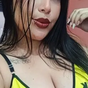 playfulcurvy from bongacams