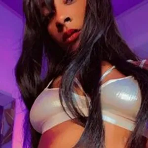 queenbritty from bongacams