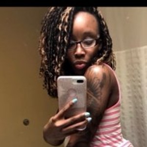 queensweets33's profile picture