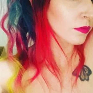 rose-riot from bongacams