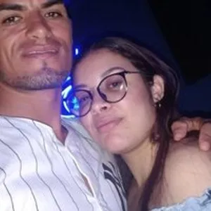 roseandjhon from bongacams