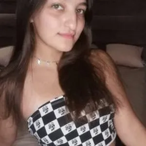 sabrinapacifi from bongacams