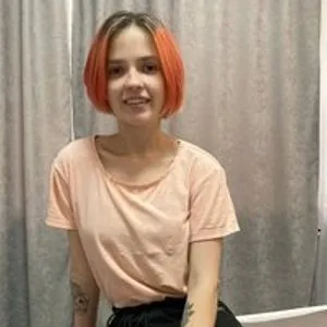 sallyrouse from bongacams