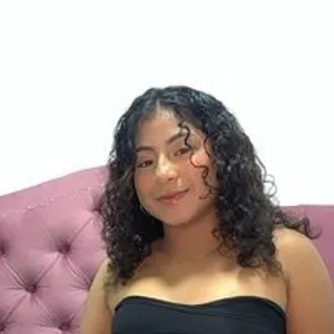 sarahunt9 from bongacams