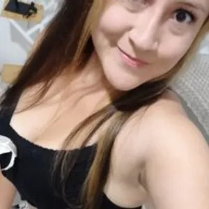 scarlett-de from bongacams