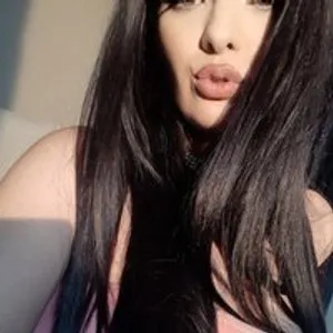 selinneC from bongacams