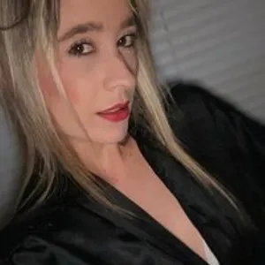 sexxemma23 from bongacams