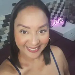 sexy-aprilxxx from bongacams