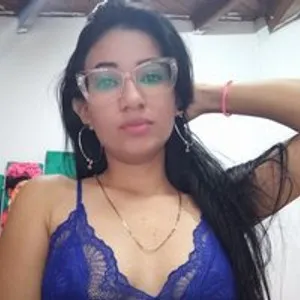 sexy-mia from bongacams