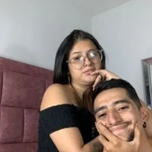 sexynaughtycouple from bongacams