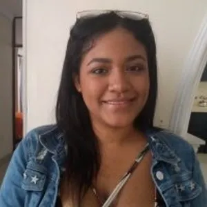 sharomxoxo from bongacams