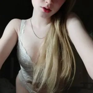 shy-lally from bongacams