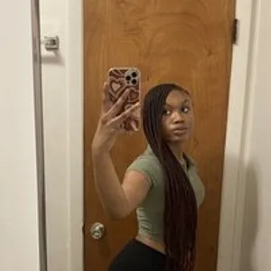 smoothchyna from bongacams