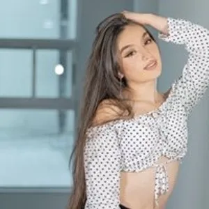 sophieevanss from bongacams