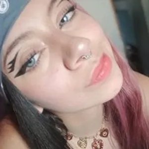 tara-thomsom from bongacams