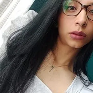 tattiss22 from bongacams