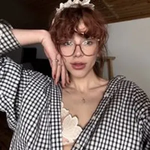 tiksie from bongacams