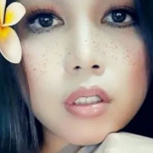 trishaenchan from bongacams