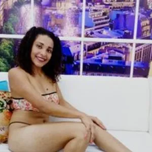 vickycous from bongacams