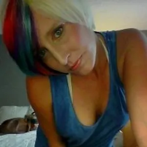 wetweddah420 from bongacams