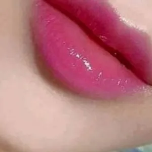 xxYummyKiss from bongacams