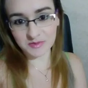 yummymelons from bongacams