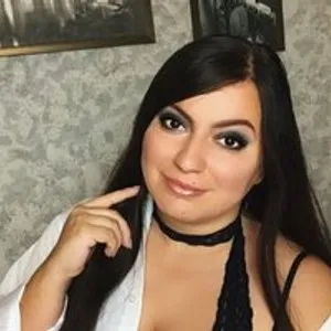 zmeuka-555 from bongacams