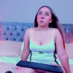 livesex.fan 7sara livesex profile in petite cams